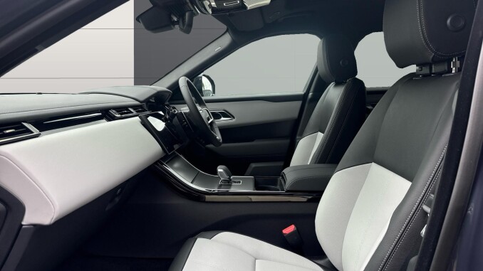 Land Rover Range Rover Velar 3.0 D300 MHEV Belgravia Edition 5dr Auto Diesel Estate - Image 3